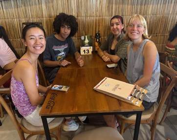 Students from Pomona and Scripps College